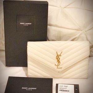 💯% Authentic YSL Monogram Bag w/ Gold Chain